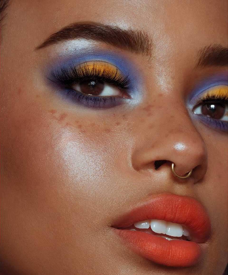 Sleek Make Up Eyeshadow Palette Trippin featuring vibrant and neutral shades in a sleek eye makeup palette.