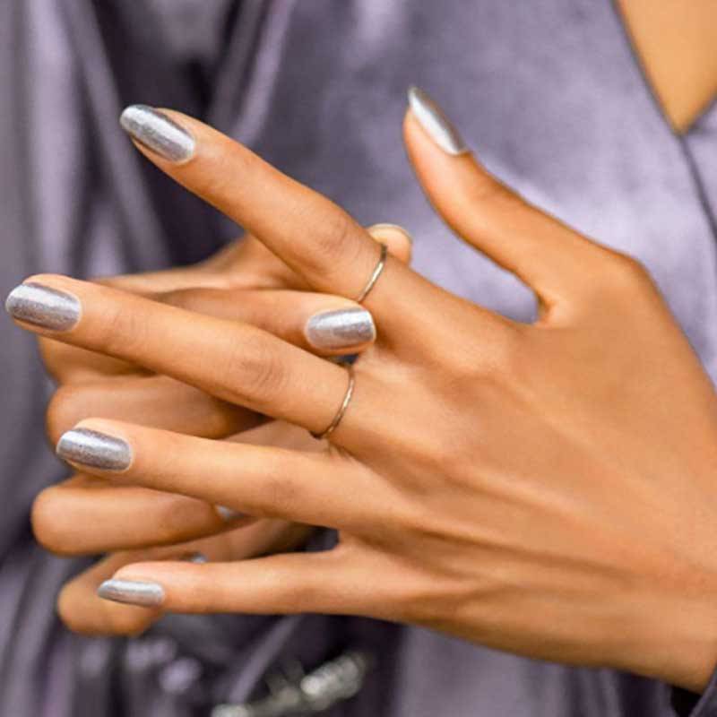 OPI Infinite Shine 2 Nagellack Nails The Runway