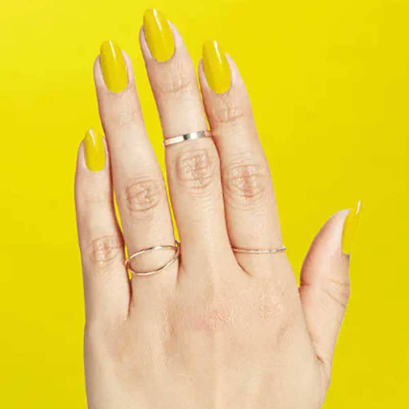 OPI Nagellack Bee Unapologetic