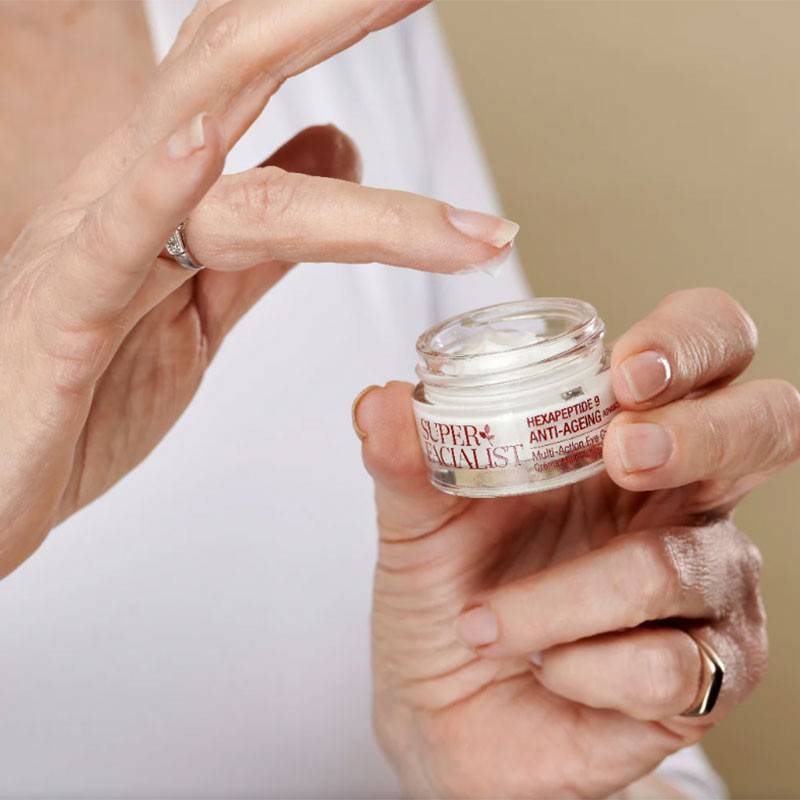 Super Facialist Hexapeptide 9 Anti-Aging Augencreme