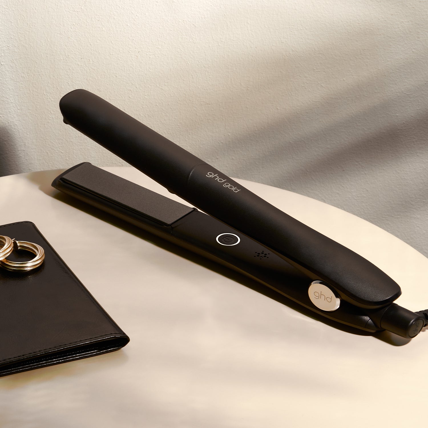GHD Gold Professional Advanced Styler In Black