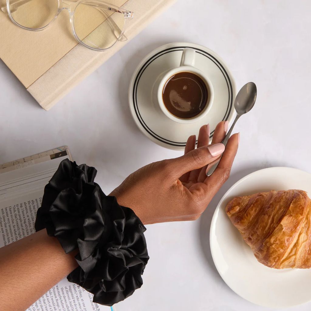 Kitsch Extra Gentle Ruffle Scrunchie Black