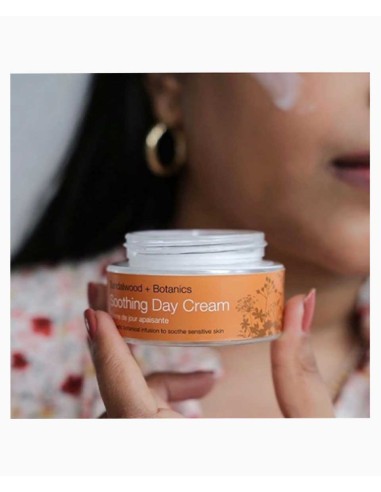 Urban Veda Sandalwood Botanics Soothing Day Cream Urban Veda Sandalwood Botanics Soothing Day Cream