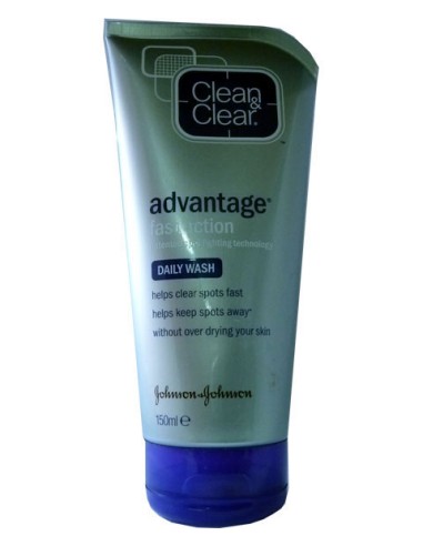 Clean And Clear Advantage Fast Action Daily Wash