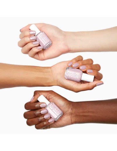 Essie Nail Lacquer 835 Stretch Your Wings Essie Nail Lacquer 835 Stretch Your Wings