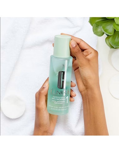 Clinique Clarifying Lotion 1 Clinique Clarifying Lotion 1