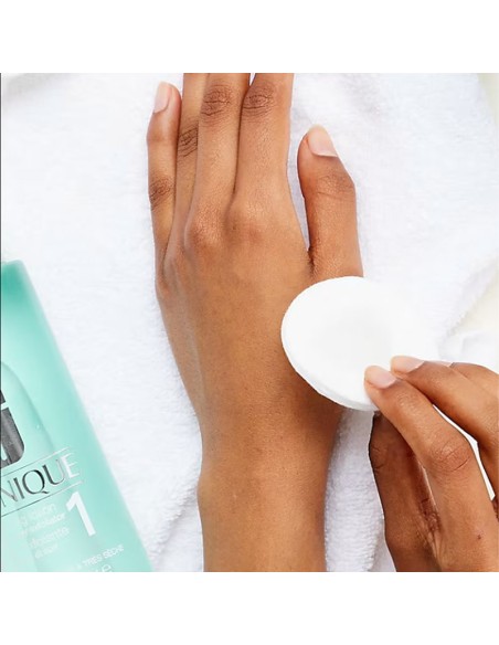 Clinique Clarifying Lotion 1 Clinique Clarifying Lotion 1