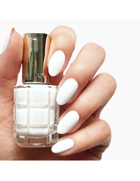 loreal Nail Lacquer 112 Blanc De Lune loreal Nail Lacquer 112 Blanc De Lune