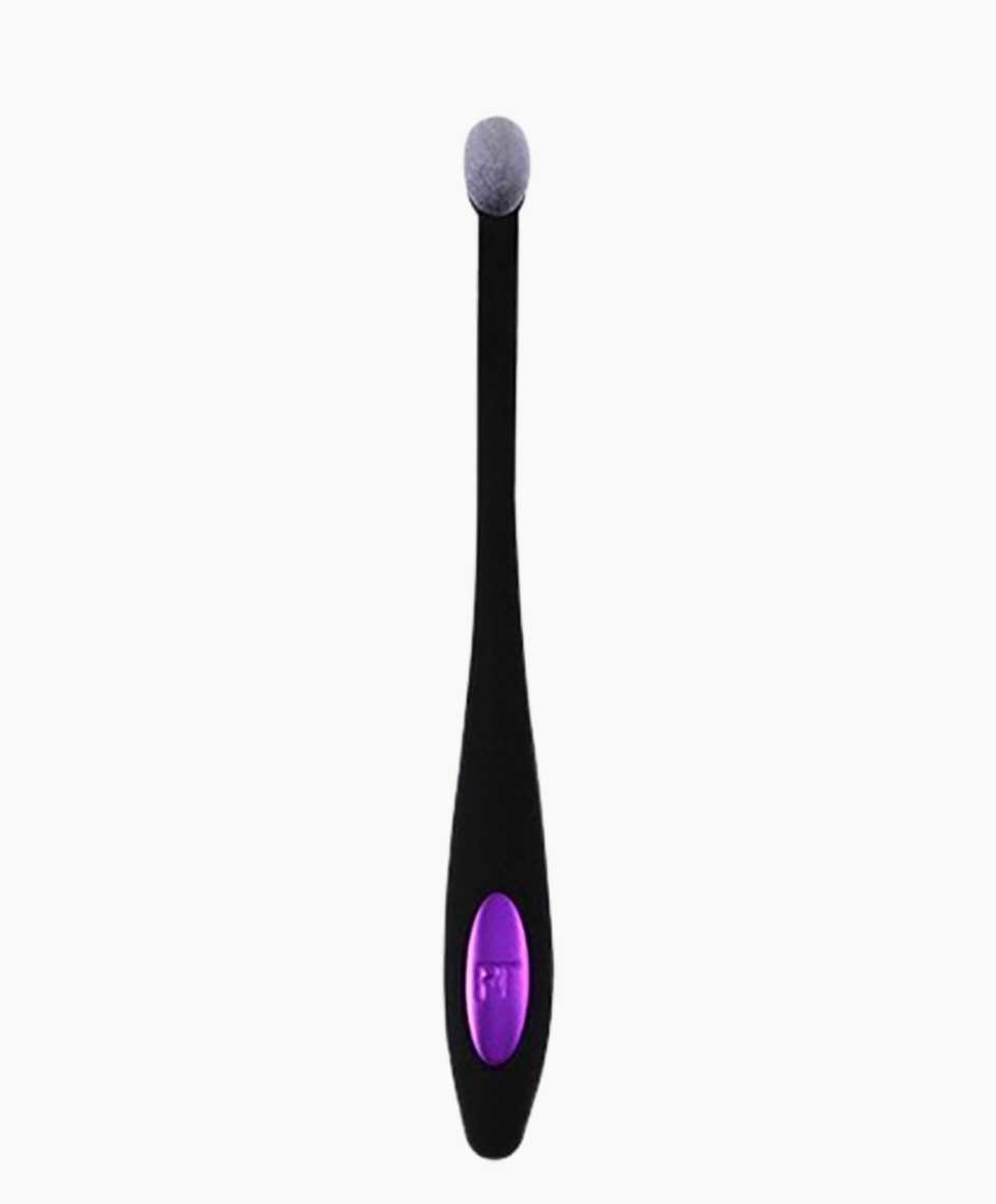 Blend And Blur Eye Shadow Brush