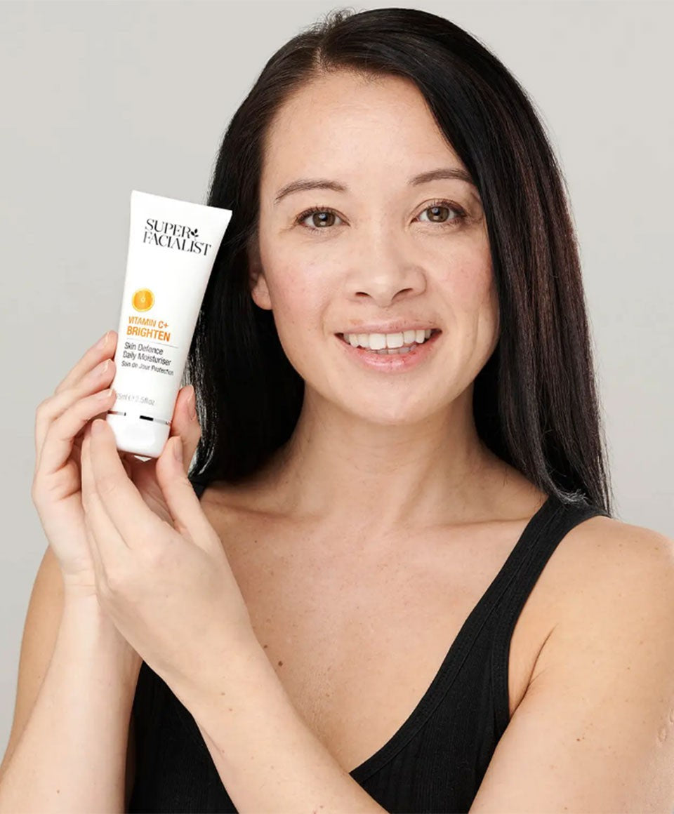 Super Facialist Vitamin C Brighten Skin Defence Daily Moisturiser