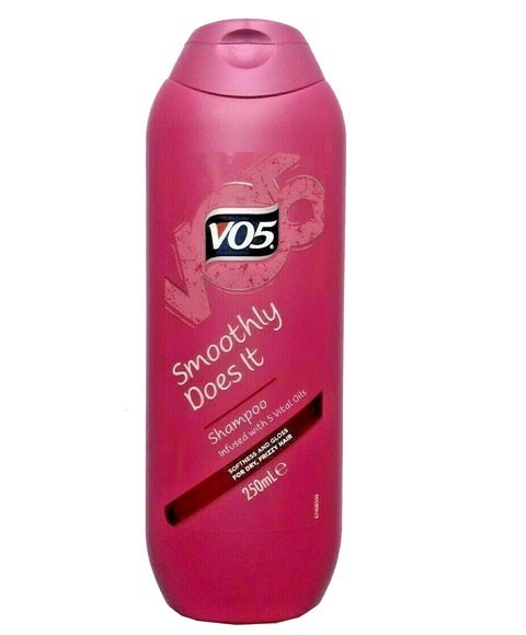 VO5 Unilever Smoothly Does It Shampoo
