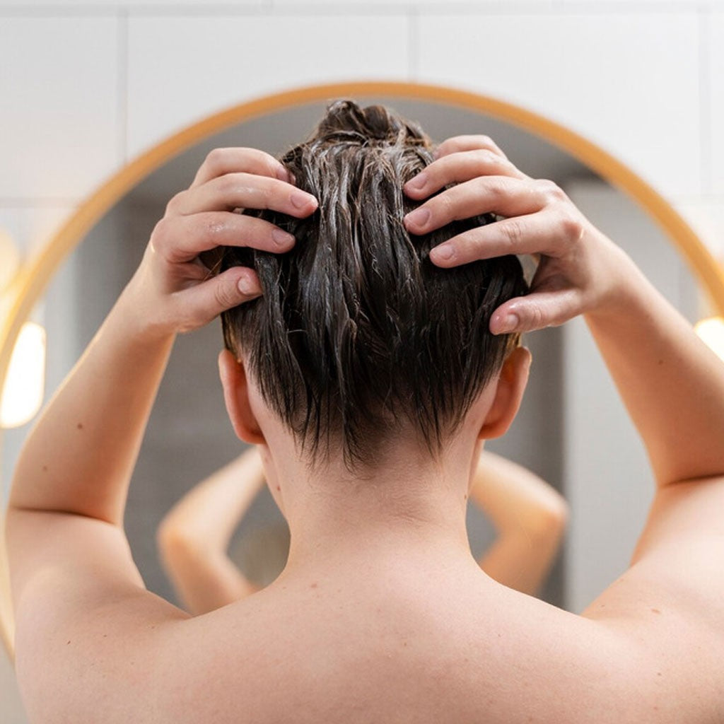 REF Illuminate Color Masque