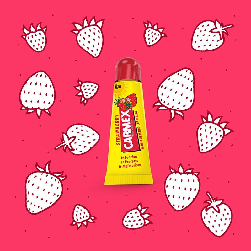 Carmex Moisturising Lip Balm Stick Strawberry
