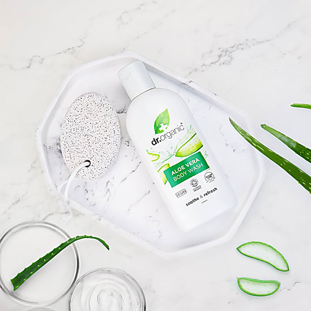 Dr Organic  Aloe Vera Soothe And Restore Body Wash