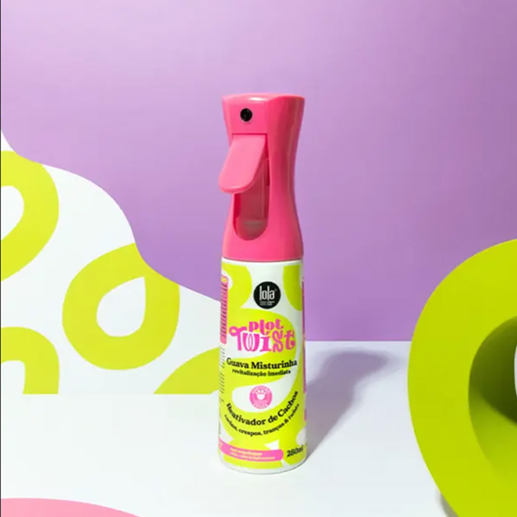 Lola Cosmetics Plot Twist Guava Curl Reactivating Mist