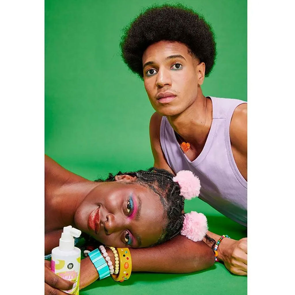 Lola Cosmetics Plot Twist Guava Revitalizing Elixir