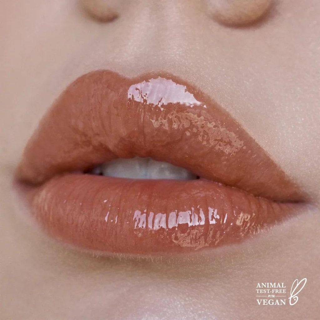 Moira  Glow Getter 002 Lets Cuddle Hydrating Lip Oil