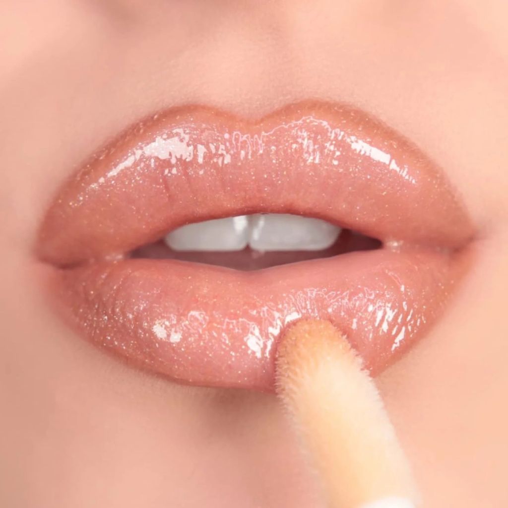 Revolution Shimmer Bomb Lip Gloss With Vitamin E