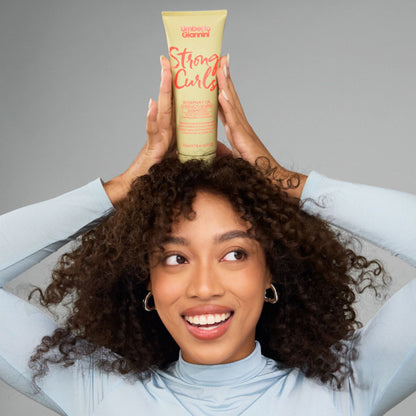 Umberto Giannini Strong Curls Rosemary Oil Strengthening Shampoo