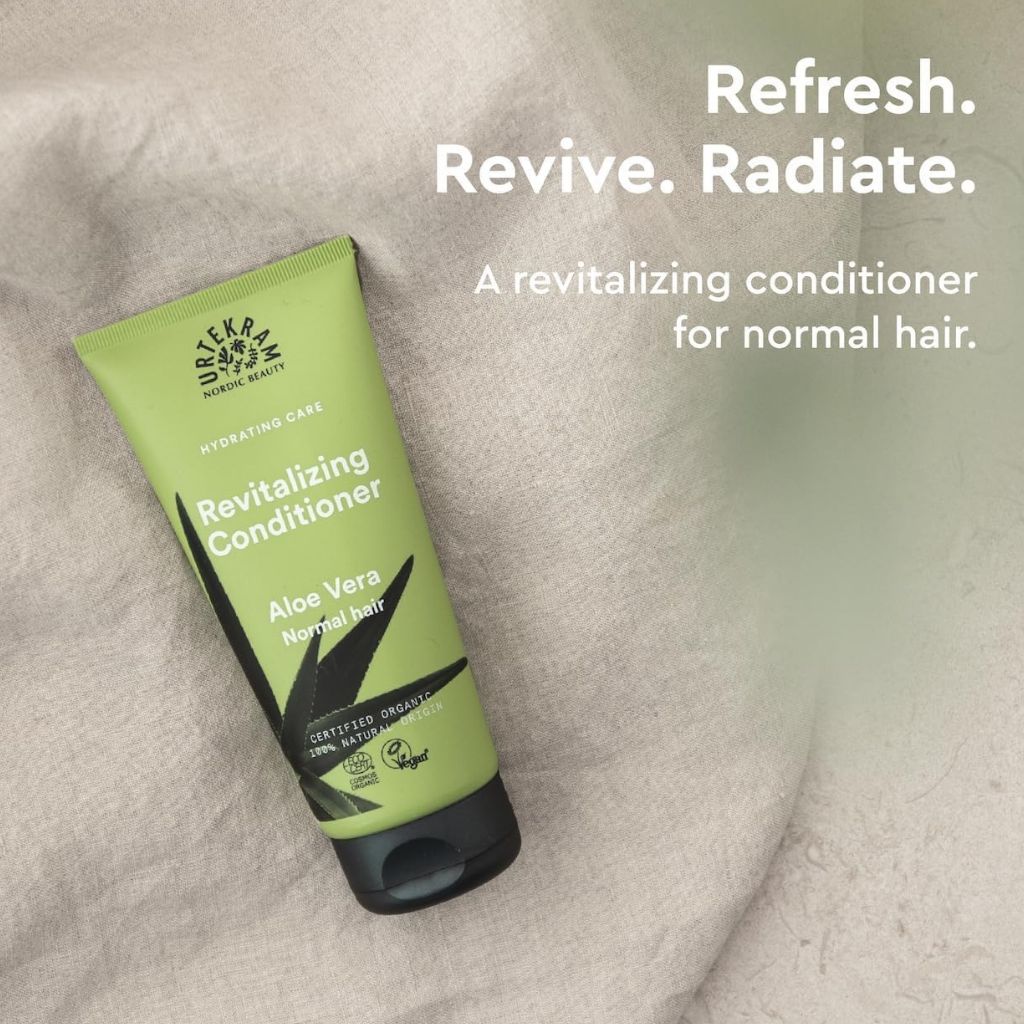 Urtekram  Hydrating Care Revitalizing Aloe Vera Conditioner